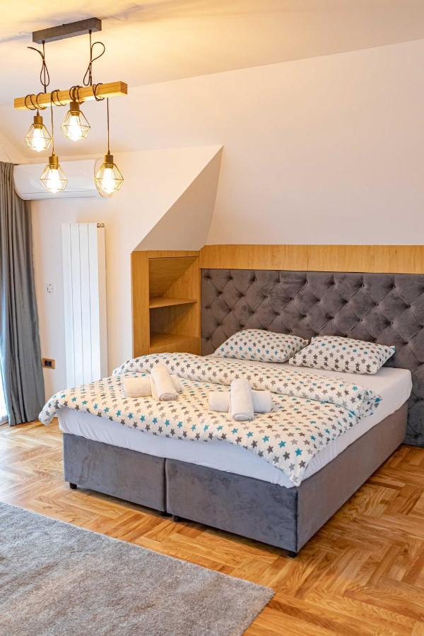 City Escape Luxury Villa Zuce Exteriör bild